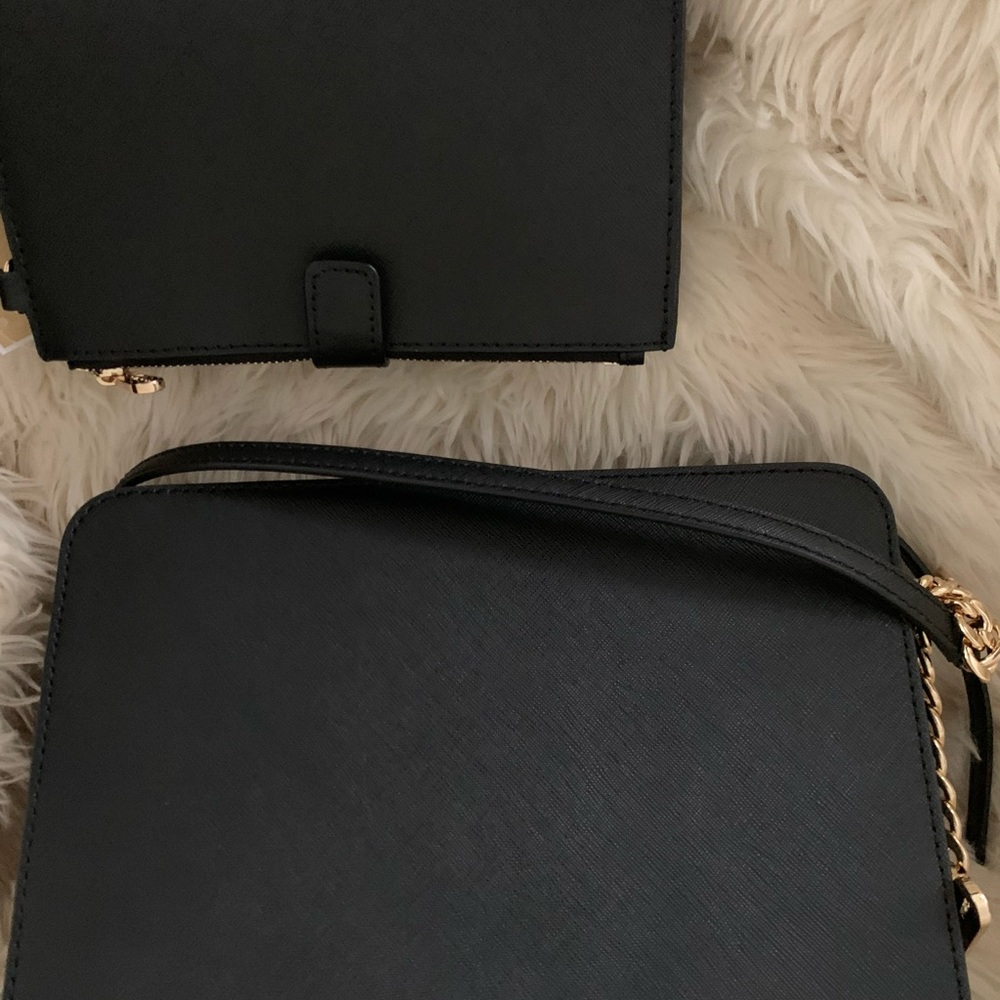 MICHAEL KORS CROSSBODY & WRISTLET SET! NWT! - Picture 6 of 16